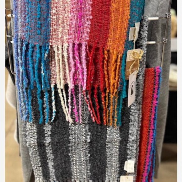 100% Baby Alpaca Scarves Chalina Felicia 001 - Picture 2 of 4